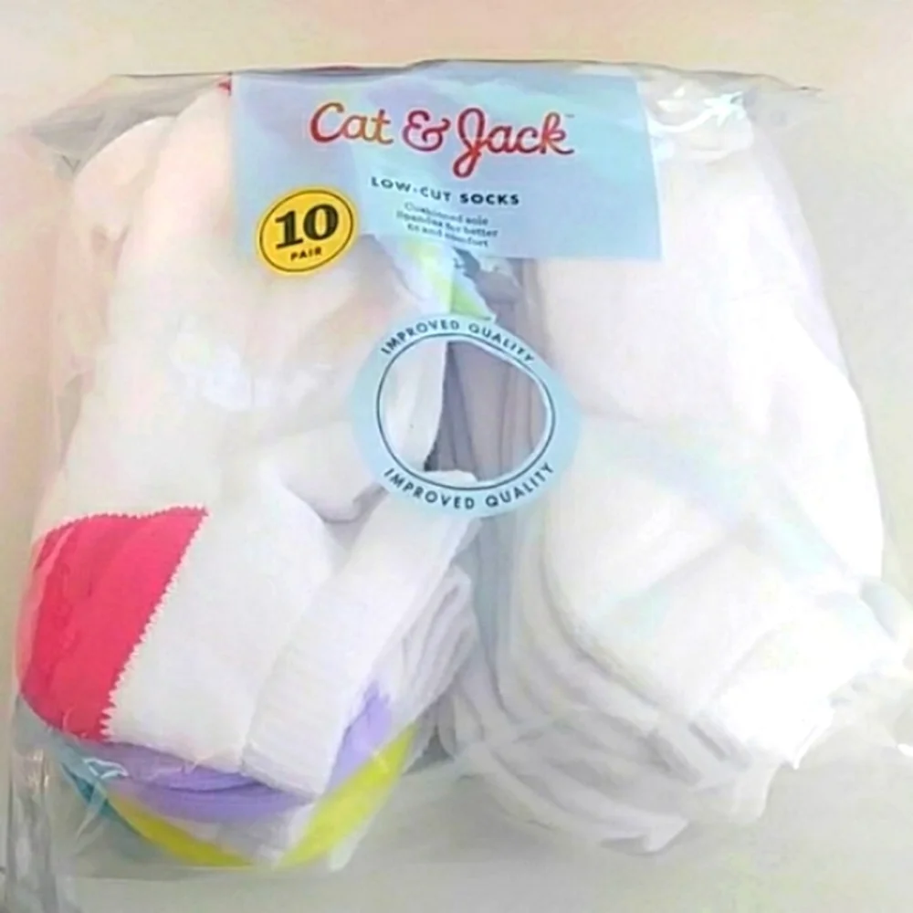 Cat & Jack Girls 10pk Low Cut Athletic Socks, Size Large (3-10)